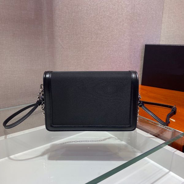 early autumn new 1bp019 messenger bag wonderfully changed underarm bag nylon mother's day gift black
early autumn new 1bp019 messenger bag wonderfully changed underarm bag nylon mother's day gift black