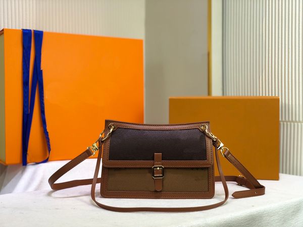 genuine leather handbag comes bag women luxurys fashion designers bags female clutch classic girl handbags
genuine leather handbag comes bag women luxurys fashion designers bags female clutch classic girl handbags