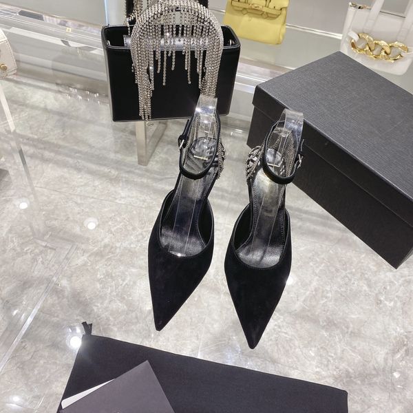 2022 luxury designer ankle-strap dress shoes for women cut-out chain decoration lady fashion versatile genuine leather shoes, Black
2022 luxury designer ankle-strap dress shoes for women cut-out chain decoration lady fashion versatile genuine leather shoes, Black