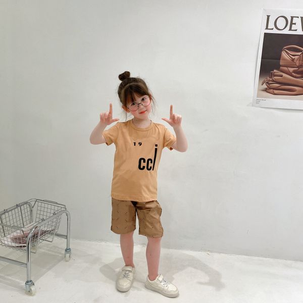2022 summer kids tracksuit short sleeve t-shirt + shorts two-piece set clothing designers children's letters printed solid colors outfi, White
2022 summer kids tracksuit short sleeve t-shirt + shorts two-piece set clothing designers children's letters printed solid colors outfi, White