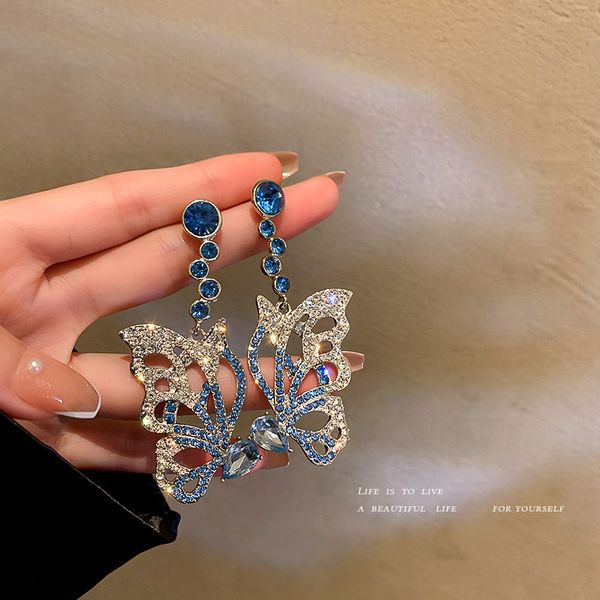 925 silver stud rhinestone-encrusted butterfly wings earrings european and american fashion cool net red wind earrings special-interest desi, Golden
925 silver stud rhinestone-encrusted butterfly wings earrings european and american fashion cool net red wind earrings special-interest desi, Golden