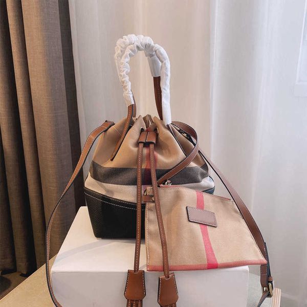women drawstring bucket bag plaid shoulder back bag canvas checkered composite bags with zipper pocket small card handbag waterproof linen
women drawstring bucket bag plaid shoulder back bag canvas checkered composite bags with zipper pocket small card handbag waterproof linen