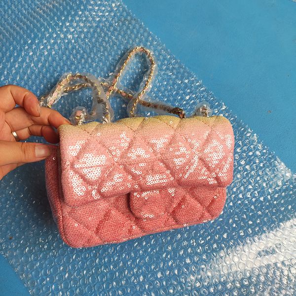 22p mermaid pink color sequins blingbling bags classic mini flap quilted gold metal hardware crossbdoy shoulder outdoor sacoche luxury desig
22p mermaid pink color sequins blingbling bags classic mini flap quilted gold metal hardware crossbdoy shoulder outdoor sacoche luxury desig