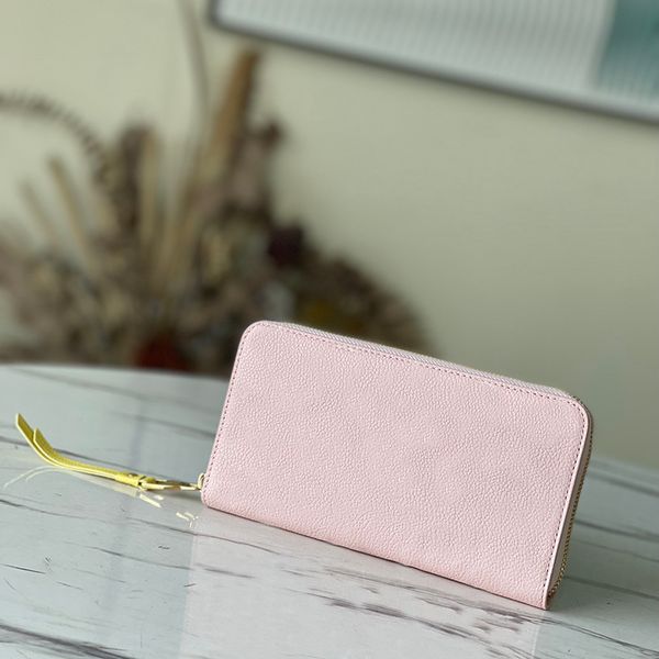 purse designer bag card holders wallets woman luxurious purses women long zippy wallet zip around leather classic fashion france paris with, Red;black
purse designer bag card holders wallets woman luxurious purses women long zippy wallet zip around leather classic fashion france paris with, Red;black