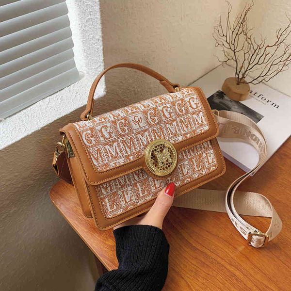 fashion women's diagonal wide portable cute womens shoulder trendy small square leather bag female korea concise solid handbag
fashion women's diagonal wide portable cute womens shoulder trendy small square leather bag female korea concise solid handbag