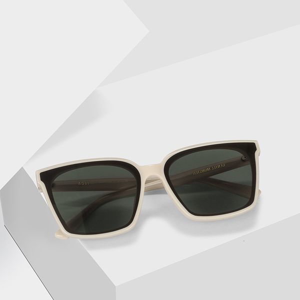 designer sunglasses 2022 star same korean fashion sunglass box uv d system blue light gm sunglass, White;black
designer sunglasses 2022 star same korean fashion sunglass box uv d system blue light gm sunglass, White;black