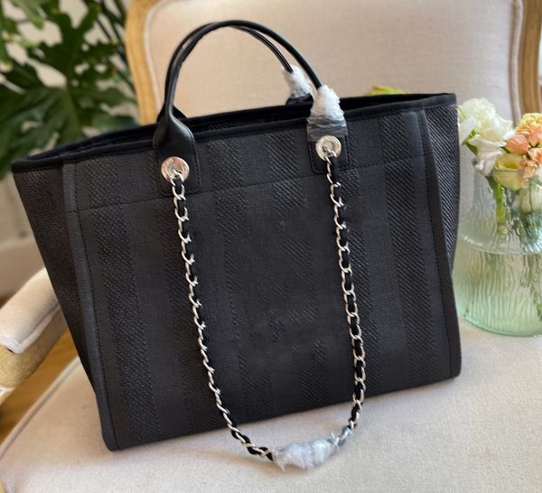 women's large capacity shopping bag fashion shoulder bag chain design handbag designer bagsmust have for seaside travel
women's large capacity shopping bag fashion shoulder bag chain design handbag designer bagsmust have for seaside travel