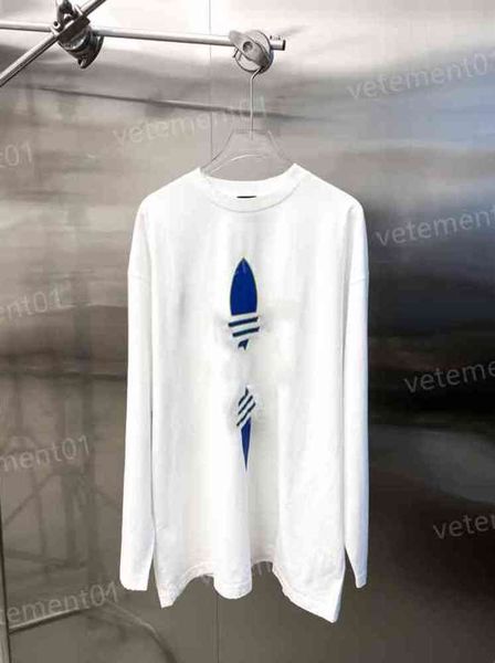 womens long sleeve t-shirts 2022ss white chest logo graphic print joint series long-sleeved t-shirts luxury designer women clothing 0912
womens long sleeve t-shirts 2022ss white chest logo graphic print joint series long-sleeved t-shirts luxury designer women clothing 0912