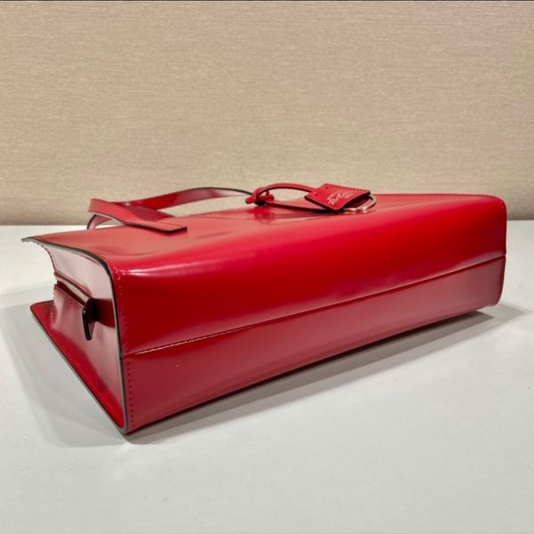 2022 lady shopping shoulder bags fashion handbags women totes cross body half moon luxury genuine leather classic retro purse wallets handle
2022 lady shopping shoulder bags fashion handbags women totes cross body half moon luxury genuine leather classic retro purse wallets handle