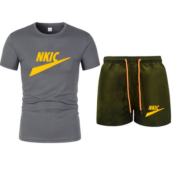men summer brand tracksuit sets 2022 fashion street hip hop short sleeved sportswear suit mens casual sports 2 piece set high quality, Gray
men summer brand tracksuit sets 2022 fashion street hip hop short sleeved sportswear suit mens casual sports 2 piece set high quality, Gray