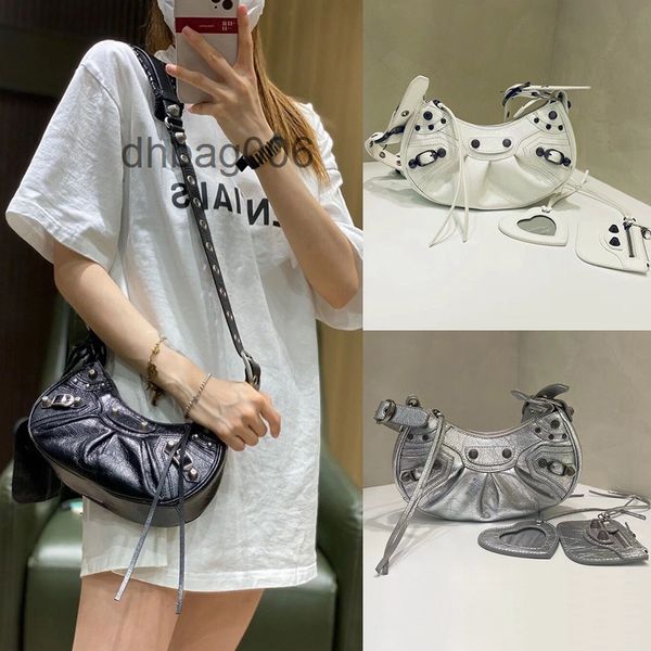 designer le handbag caogle handbags bags lecagole designers 2022 three one rivet crescent oil wax leather armpit female diagonal span rkxy
designer le handbag caogle handbags bags lecagole designers 2022 three one rivet crescent oil wax leather armpit female diagonal span rkxy