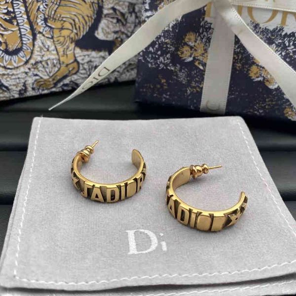 2022 factory wholesale new di home 1.1 high version semicircular star female used earrings w4w9, Golden
2022 factory wholesale new di home 1.1 high version semicircular star female used earrings w4w9, Golden