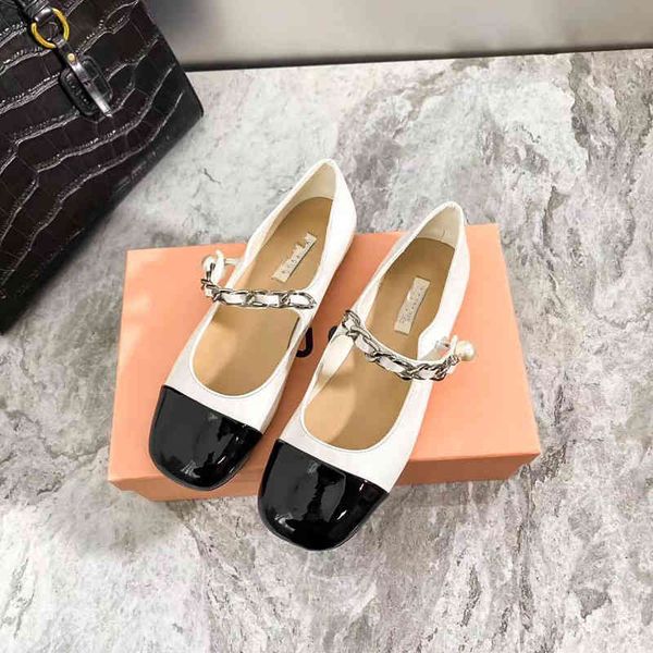 dress shoes high version miu home black and white mary jane spring pearl chain round head ballet shoes flat sole single women
dress shoes high version miu home black and white mary jane spring pearl chain round head ballet shoes flat sole single women