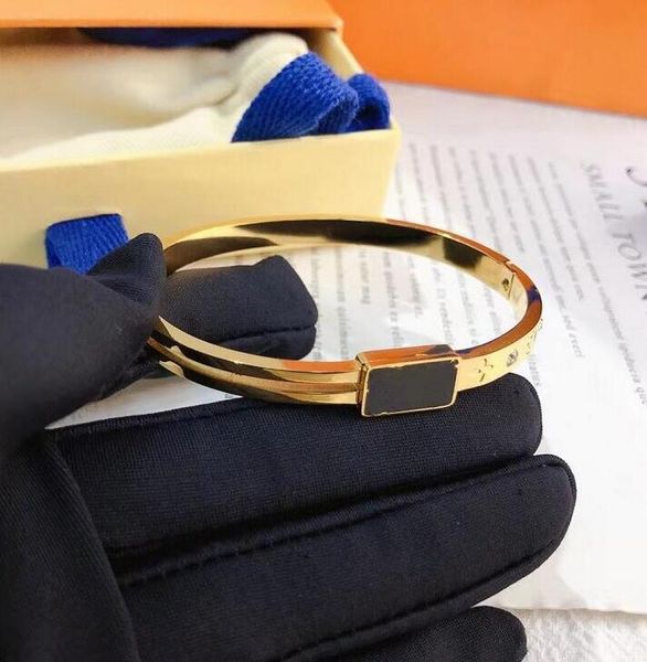 fashion men women bangle designers old flowers metal couple jewelry bracelets gift party gold designers classic bracelet, Black
fashion men women bangle designers old flowers metal couple jewelry bracelets gift party gold designers classic bracelet, Black