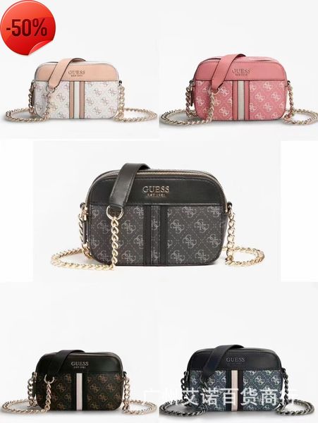 luxury designergs home women's 2022 new small square fashion trend zipper high texture shoulder bag
luxury designergs home women's 2022 new small square fashion trend zipper high texture shoulder bag
