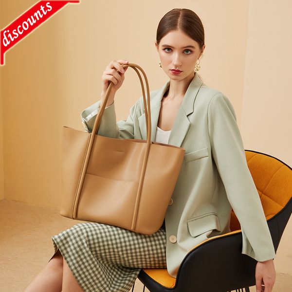 factory online export designer brand bag handbag 2022 new leather women's tote portable large cowhide work single shoulder capacity
factory online export designer brand bag handbag 2022 new leather women's tote portable large cowhide work single shoulder capacity