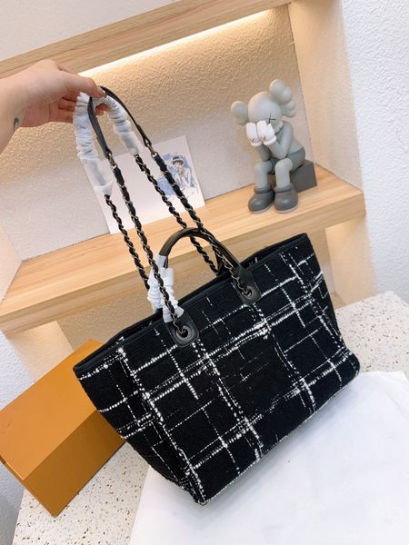 fashion 2022 luxury handbags womens women beach designer bags cross body handbag shoulder bag large capacity embroidered shopping tote 034
fashion 2022 luxury handbags womens women beach designer bags cross body handbag shoulder bag large capacity embroidered shopping tote 034