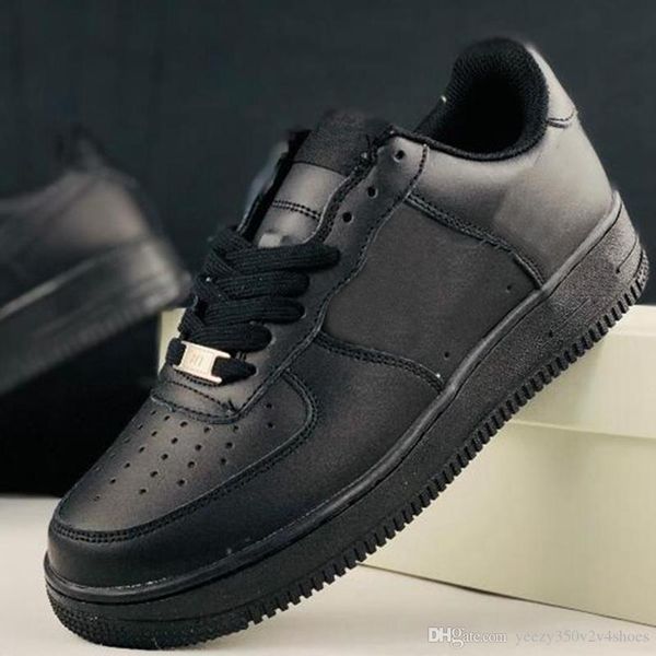 designer forces boots af1 1 low men women casual shoes classic triple white black mens outdoor sports sneakers walking jogging platform us5.
designer forces boots af1 1 low men women casual shoes classic triple white black mens outdoor sports sneakers walking jogging platform us5.