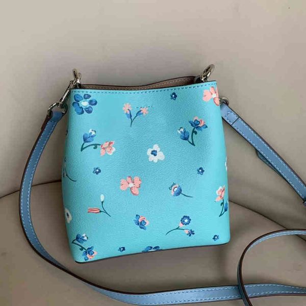 designer luxury women bag coch handbag fashion inclined shoulder bags versatile purses cochs totes large capacity saddle wallet 7a b2bl
designer luxury women bag coch handbag fashion inclined shoulder bags versatile purses cochs totes large capacity saddle wallet 7a b2bl