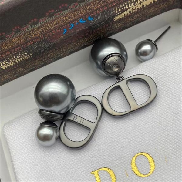 20% off 2022 new jewelry accessory style pallet di copper fashion commuting letter black steel earrings female, Golden
20% off 2022 new jewelry accessory style pallet di copper fashion commuting letter black steel earrings female, Golden