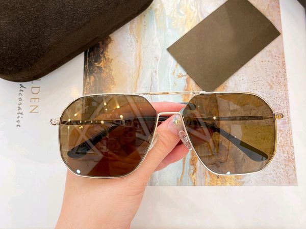 men pilot sunglasses metal gold/brown lens squared 0852 sun shades uv eyewear with box, White;black
men pilot sunglasses metal gold/brown lens squared 0852 sun shades uv eyewear with box, White;black