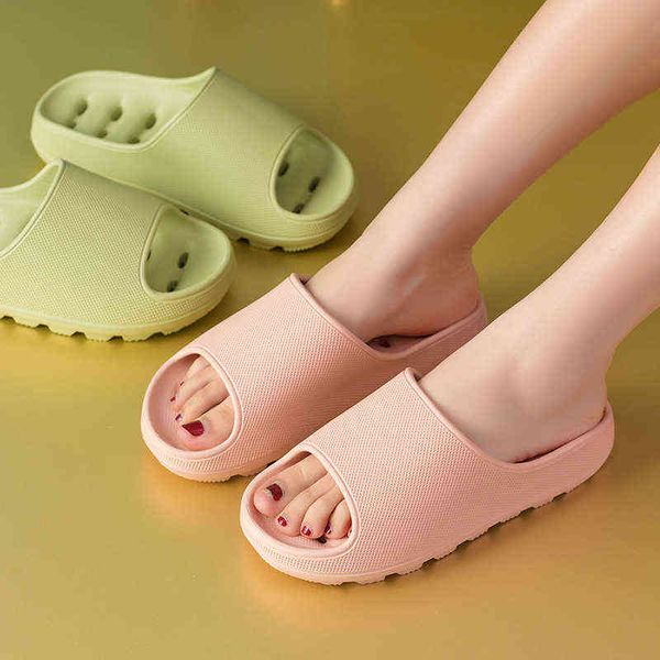 foot feeling thick-soled leaking bathroom slippers women summer indoor and outdoor soft-soled drainage quick-drying sandals t220728, Black
foot feeling thick-soled leaking bathroom slippers women summer indoor and outdoor soft-soled drainage quick-drying sandals t220728, Black