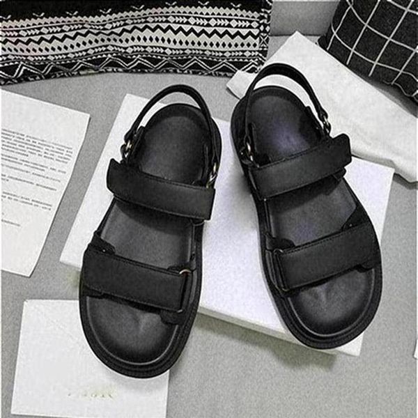 2021 luxurious designers sandals effortlessly stylish slides 2 straps with adjusted gold buckles women summer calfskin sandal woma2048, Black
2021 luxurious designers sandals effortlessly stylish slides 2 straps with adjusted gold buckles women summer calfskin sandal woma2048, Black
