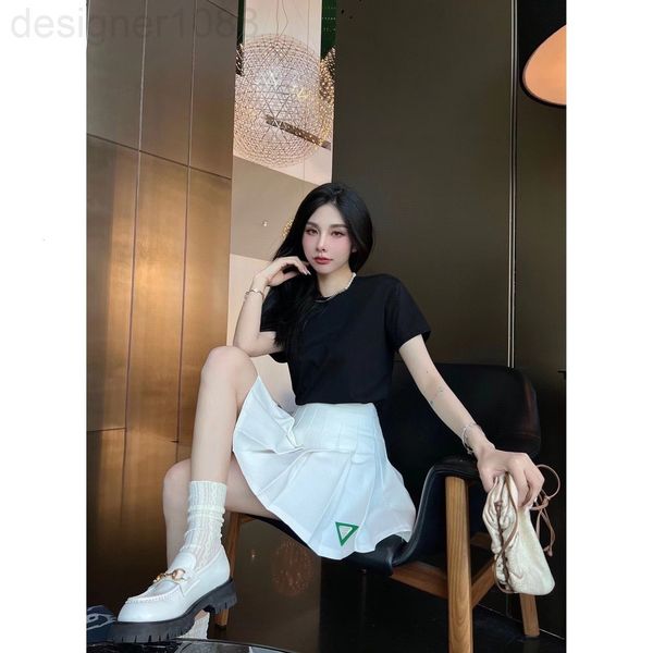 women's t-shirt designer aw22ss new irregular mind exposed back chain embellishment slim sweet t-shirt short sleeve exky, White
women's t-shirt designer aw22ss new irregular mind exposed back chain embellishment slim sweet t-shirt short sleeve exky, White