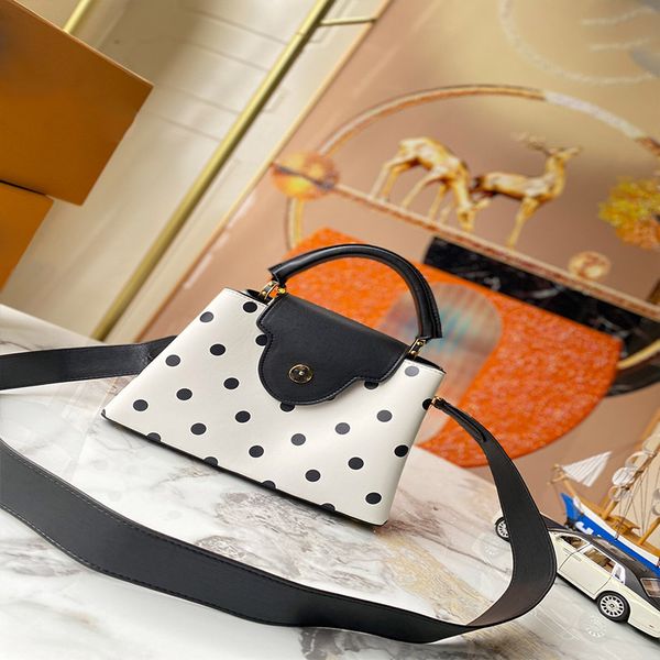 women luxurys designers bags handbag wallet bag fashion shoulder bag luxury crossbody tote multi pochette
women luxurys designers bags handbag wallet bag fashion shoulder bag luxury crossbody tote multi pochette