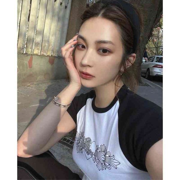 factory online export designer brand short sleeves ch blossom pink love vine sleeve color matching girl tight high elastic black and white
factory online export designer brand short sleeves ch blossom pink love vine sleeve color matching girl tight high elastic black and white
