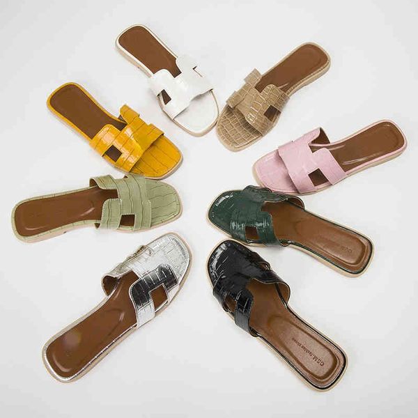 h slippers women wear fashionable net red one word outside in summer. the new seaside resort beach flat sandals are versatile, Black
h slippers women wear fashionable net red one word outside in summer. the new seaside resort beach flat sandals are versatile, Black