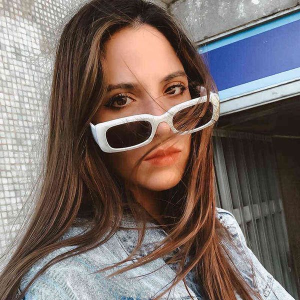 sun glass new style small frame fashion sunglasses men's and women's fashion sunglasses, White;black
sun glass new style small frame fashion sunglasses men's and women's fashion sunglasses, White;black