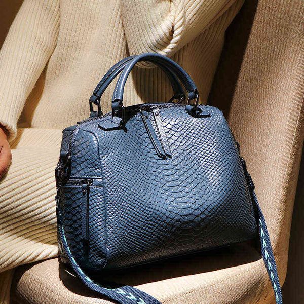 designer lady bag bag female new autumn and winter versatile atmosphere pattern broadband messenger leisure large capacity shoulder
designer lady bag bag female new autumn and winter versatile atmosphere pattern broadband messenger leisure large capacity shoulder