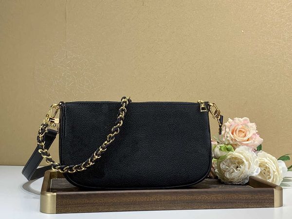 women bag favorite genuine leather fashion hand multi pochette accessoires purses flower mini crossbody shoulder bags
women bag favorite genuine leather fashion hand multi pochette accessoires purses flower mini crossbody shoulder bags