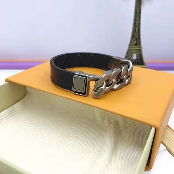 fashion classic bangle love leather cord bracelet luxury designer jewelry with charm bracelets in gift, Black
fashion classic bangle love leather cord bracelet luxury designer jewelry with charm bracelets in gift, Black