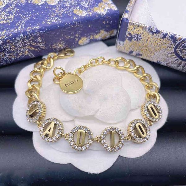 2022 factory wholesale new di home old punk diamond inlaid personalized female bracelet, Black
2022 factory wholesale new di home old punk diamond inlaid personalized female bracelet, Black