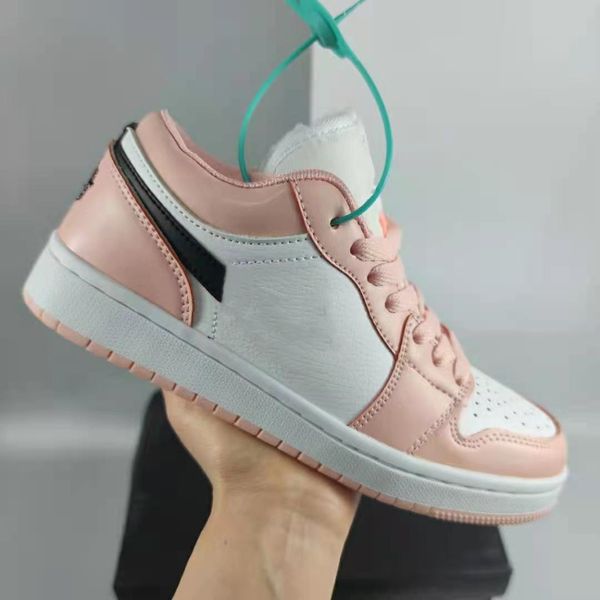 1s casual men women baskateball shoes fashion wear-resisting low lace-up sneakers trainers outdoor zapatillas skateboard shoe 36-44, Black
1s casual men women baskateball shoes fashion wear-resisting low lace-up sneakers trainers outdoor zapatillas skateboard shoe 36-44, Black