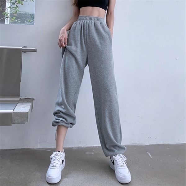 women loose jogger pants elastic waist wide leg trousers female fashion high waist pants plus size korean casual sport pants 201228, Black;white
women loose jogger pants elastic waist wide leg trousers female fashion high waist pants plus size korean casual sport pants 201228, Black;white