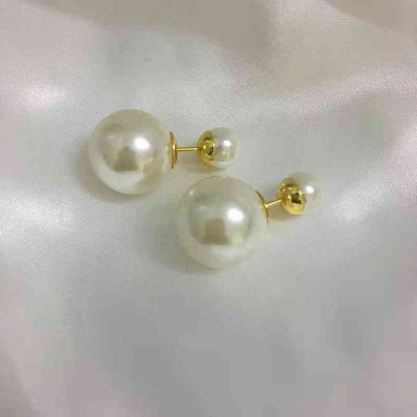 d home red temperament and small pearl sier needle female2022 luxury brand fashion design versatile ladies jewelry stud earrings, Golden;silver
d home red temperament and small pearl sier needle female2022 luxury brand fashion design versatile ladies jewelry stud earrings, Golden;silver
