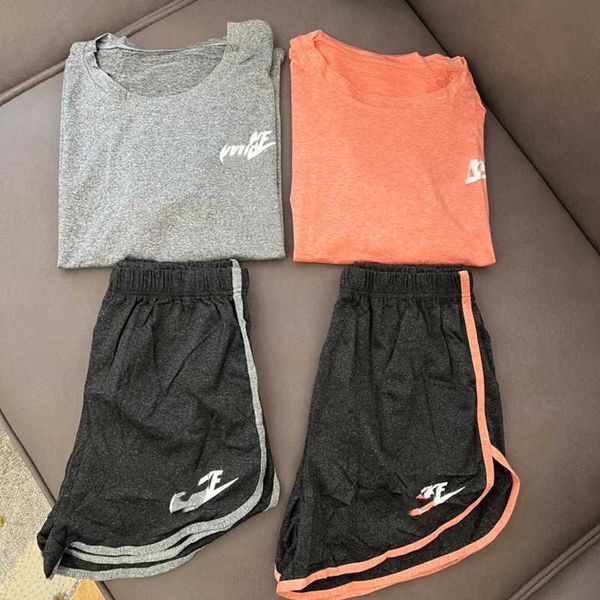 women's sports suit running volume women's sports leisure yoga two-piece fast drying short sleeve fitness training set, Gray
women's sports suit running volume women's sports leisure yoga two-piece fast drying short sleeve fitness training set, Gray