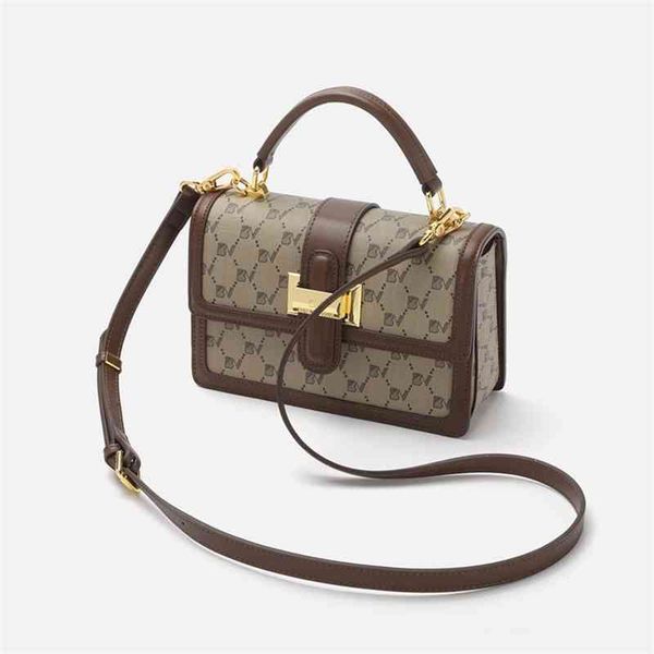 bag spring and summer new versatile women's hand sling one shoulder messenger small square bags
bag spring and summer new versatile women's hand sling one shoulder messenger small square bags
