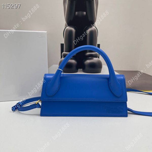 luxury designer bags women's handbag fashion leather one shoulder diagonal french stick bag
luxury designer bags women's handbag fashion leather one shoulder diagonal french stick bag