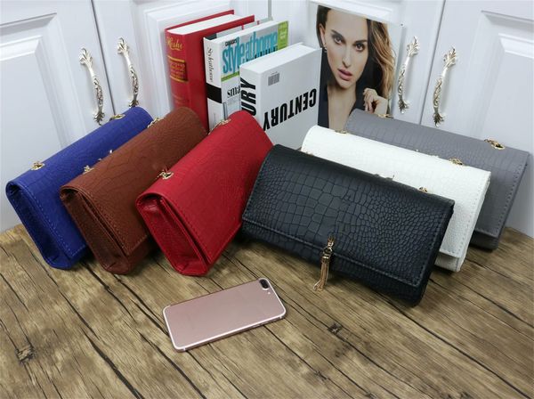 women shoulder bags leather messenger bag lady cross body fashion designer luxury handbags hasp removable leather straps popular female purs
women shoulder bags leather messenger bag lady cross body fashion designer luxury handbags hasp removable leather straps popular female purs