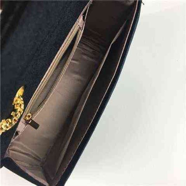 handbags outlet small square women new single shoulder messenger bag velvet chain women's bag versatile atmosphere
handbags outlet small square women new single shoulder messenger bag velvet chain women's bag versatile atmosphere