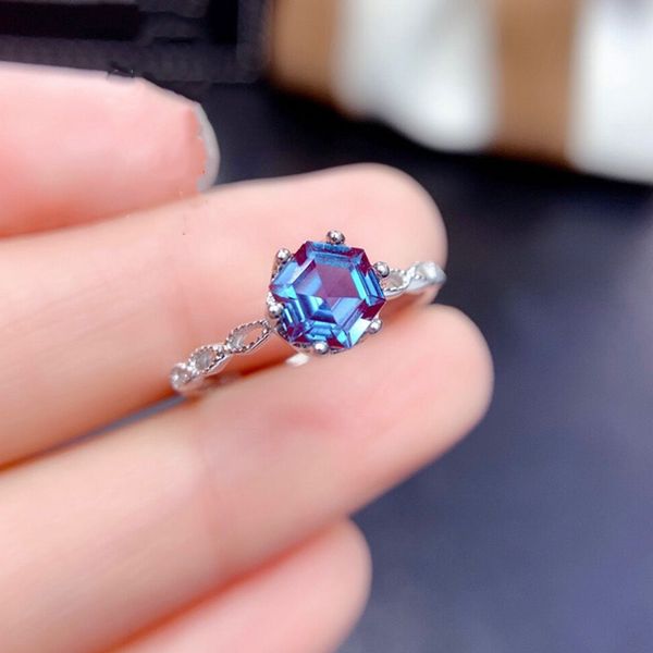 6x6mm hexagon cut change color alexandrite ring 925 sterling silver engagment wedding rings for women anniversary gift, Golden;silver
6x6mm hexagon cut change color alexandrite ring 925 sterling silver engagment wedding rings for women anniversary gift, Golden;silver