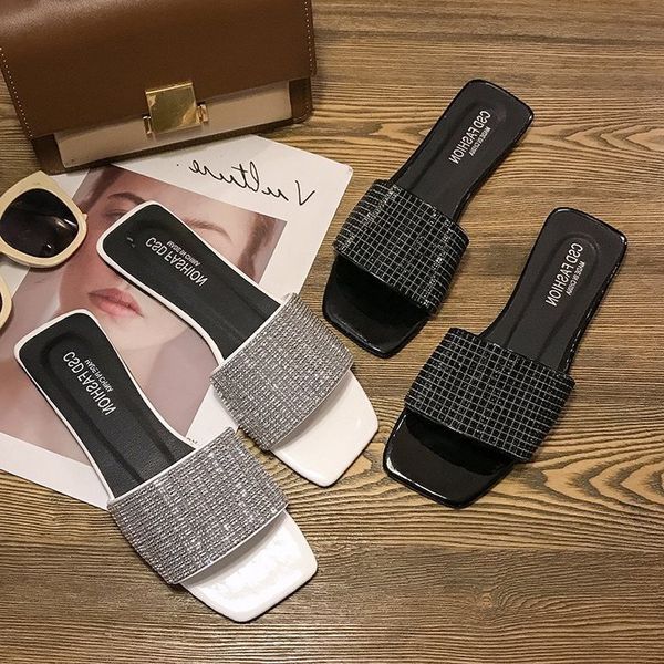 large size slippers for women to wear flat bottom diamond sequins new style flip flop, Black
large size slippers for women to wear flat bottom diamond sequins new style flip flop, Black
