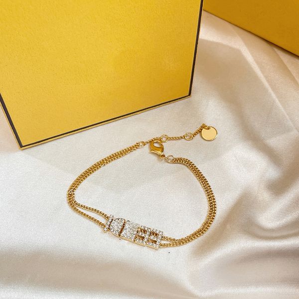 women designer bracelet jewelry mens diamonds classic bracelets luxury letter gold chain bracelet men womens fashion bracelets 2206012d, Golden;silver
women designer bracelet jewelry mens diamonds classic bracelets luxury letter gold chain bracelet men womens fashion bracelets 2206012d, Golden;silver