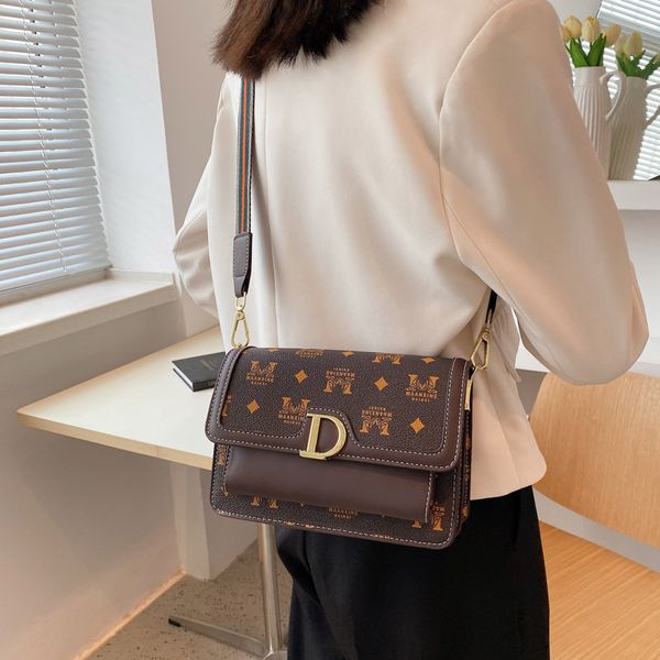 vintage crossbody bags luxury handbag female famous brand designer shoulder bag for women messenger bag for ladies
vintage crossbody bags luxury handbag female famous brand designer shoulder bag for women messenger bag for ladies