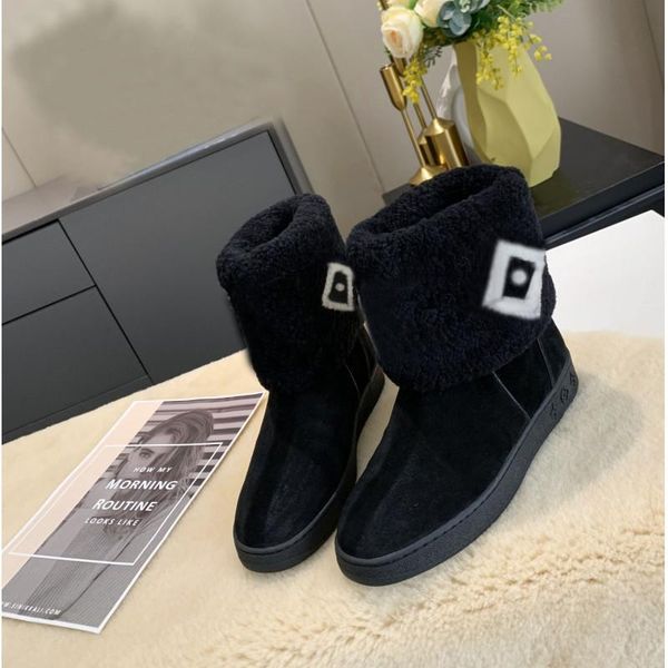 snow boots shoes winter famous designer sneakers short 100% leather fur wool thick bottom flat heel fashion color matchingcover feet, Black
snow boots shoes winter famous designer sneakers short 100% leather fur wool thick bottom flat heel fashion color matchingcover feet, Black