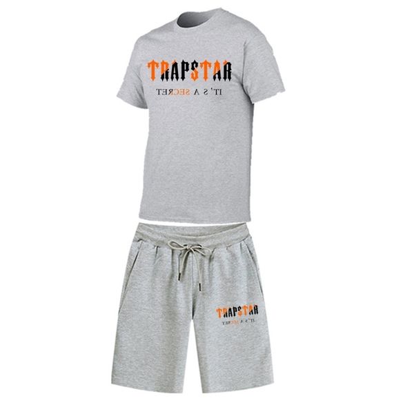 casual male sports set trapstar printed short sleeve tracksuit men's brand 2 pcs cotton t-shirt short pants set 220602, Gray
casual male sports set trapstar printed short sleeve tracksuit men's brand 2 pcs cotton t-shirt short pants set 220602, Gray